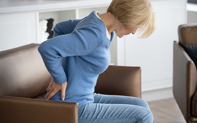 Symptome erkennen und die richtige Therapie bei Osteoporose einleiten
